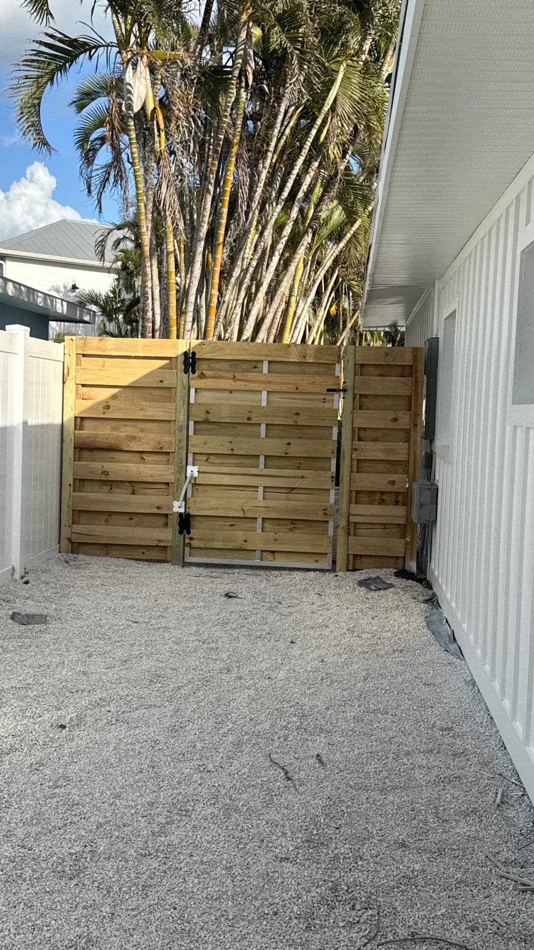 Wood Fence installation by ASAP Fence & Gates in Florida